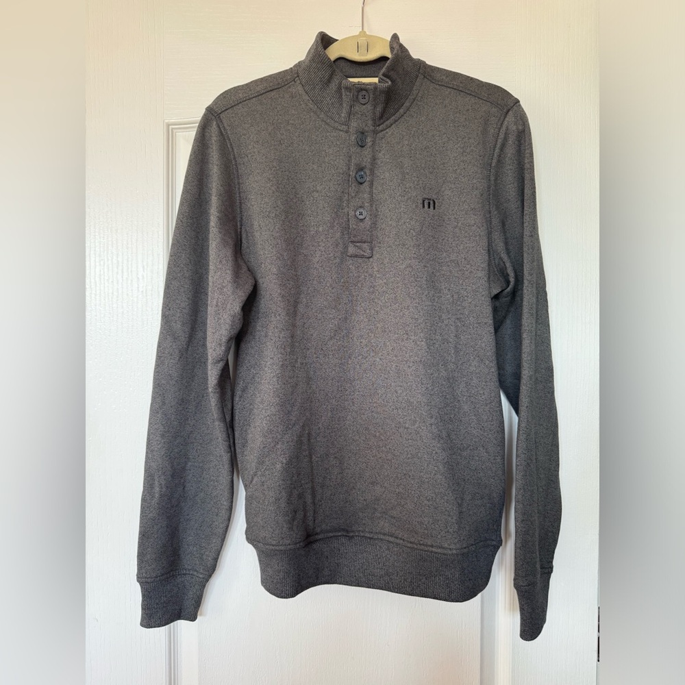 Men’s Travis Mathew Pullover!